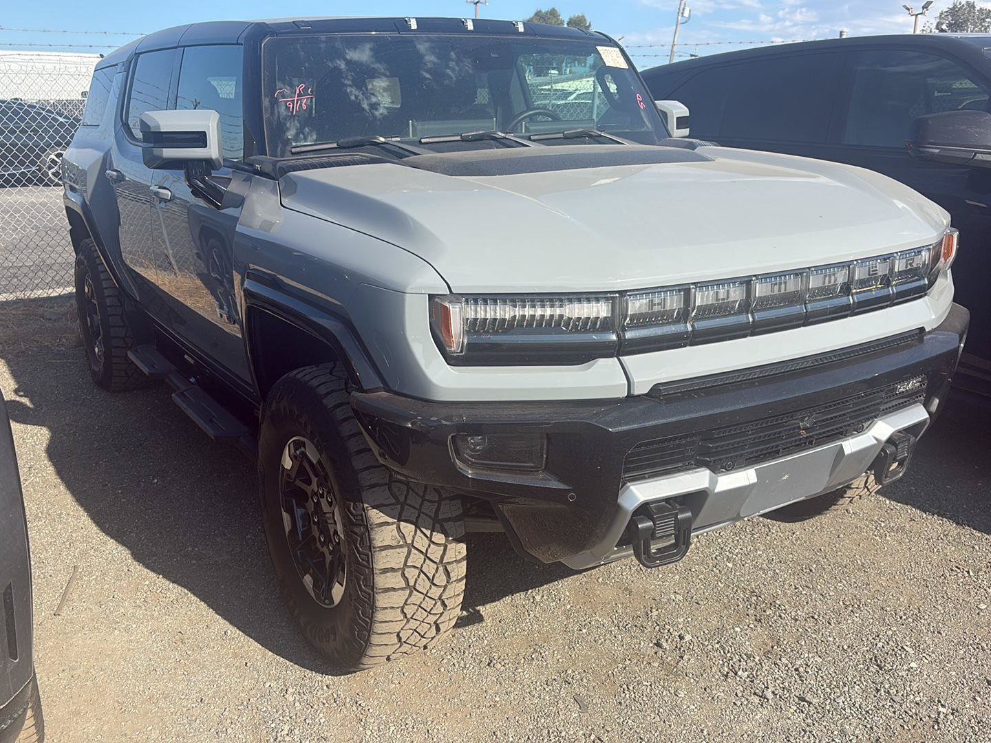 Used 2025 GMC Hummer EV 3X w/ Extreme Off-Road Package AWD/4WD image 3