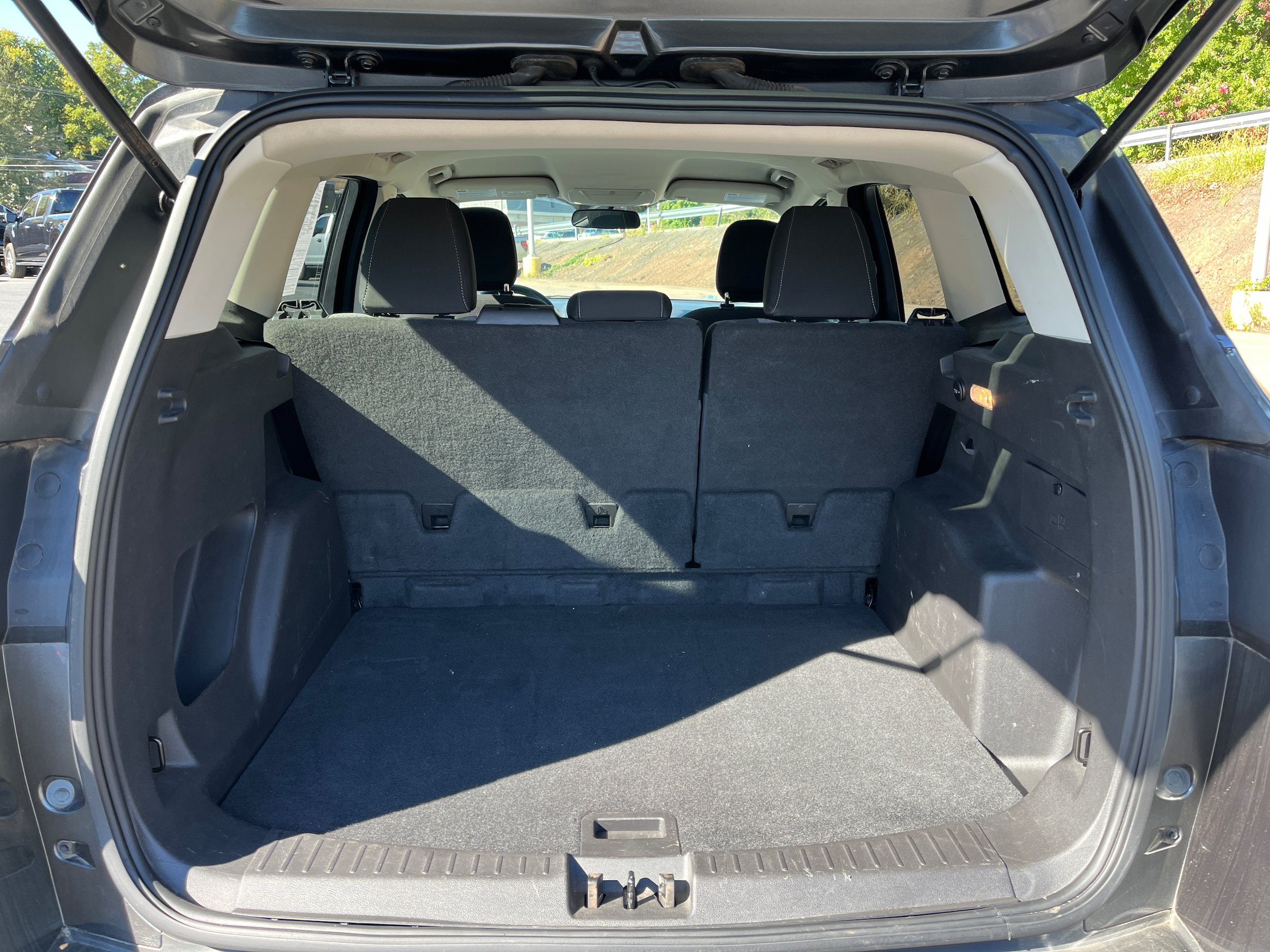 Used 2018 Ford Escape SE AWD/4WD image 9