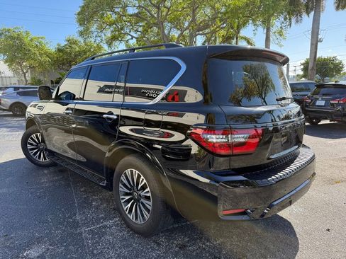 Used 2022 Nissan Armada SL w/ Midnight Edition Package image 2