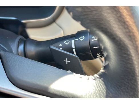 Certified 2023 Subaru Outback Limited image 37