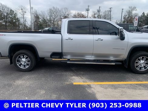 Used 2021 Chevrolet Silverado 3500 LTZ w/ LTZ Plus Package image 10