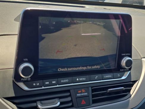 Certified 2025 Nissan Altima 2.5 SR FWD image 23