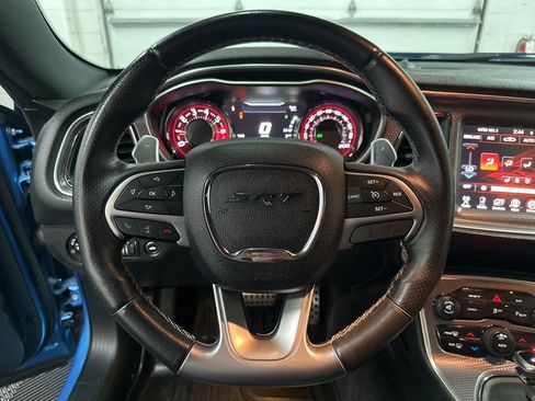 Used 2016 Dodge Challenger SRT Hellcat image 16