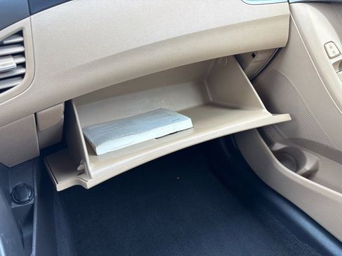 Used 2013 Hyundai Elantra GLS image 21