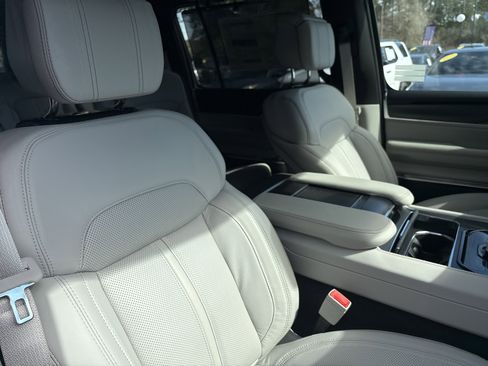 New 2026 Jeep Grand Wagoneer Summit image 15