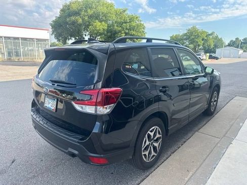 Used 2021 Subaru Forester Premium AWD/4WD image 4