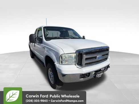 Used 2006 Ford F250 4x4 SuperCab Super Duty image 3