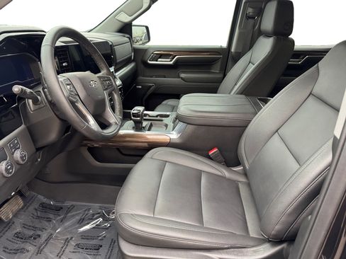 Used 2024 Chevrolet Silverado 1500 RST w/ All Star Edition Plus image 9