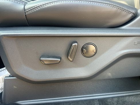 New 2025 Ford Expedition Platinum w/ Driver's Package image 26