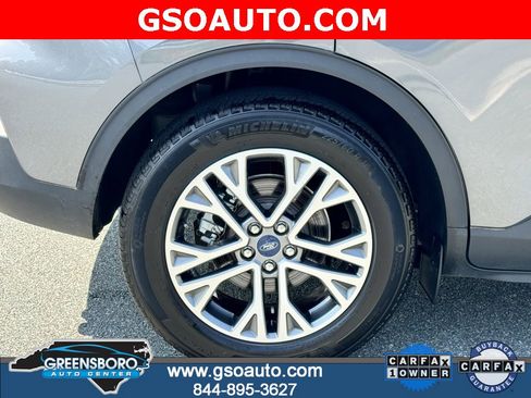 Used 2021 Ford Escape SEL image 40