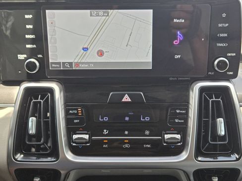 Certified 2022 Kia Sorento S FWD image 8