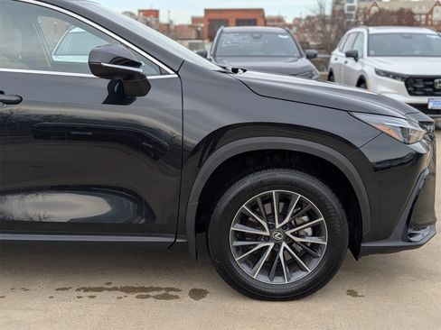 Used 2025 Lexus NX 350 AWD image 10