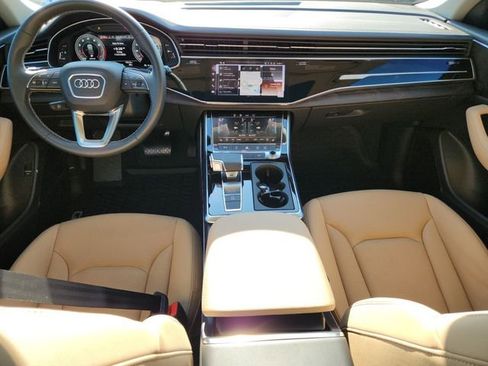 Used 2025 Audi Q8 Premium Plus w/ Premium Plus Package image 12