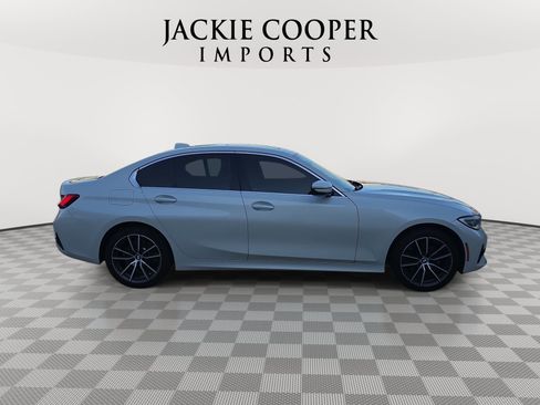 Used 2021 BMW 330i xDrive Sedan w/ Convenience Package AWD/4WD image 4