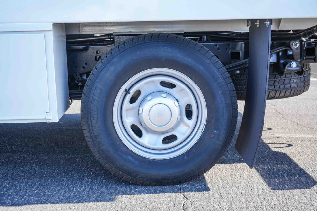 New 2025 Ford F250 XL w/ XL Driver Assist Package RWD image 16
