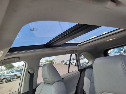 Used 2020 Toyota RAV4 Limited image 35