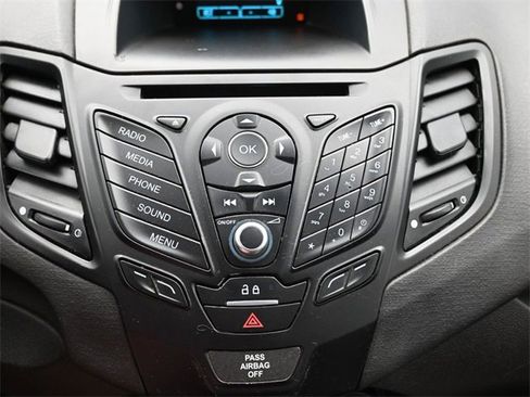 Used 2016 Ford Fiesta S image 19