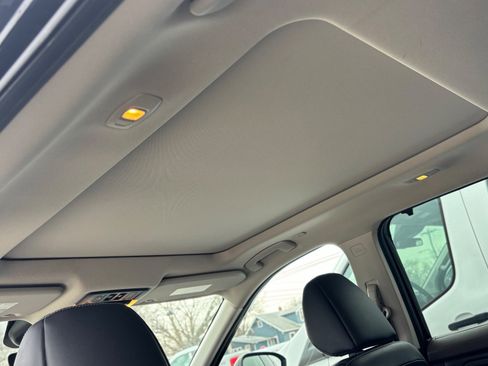 Used 2023 Nissan Rogue SL w/ SL Premium Package image 68