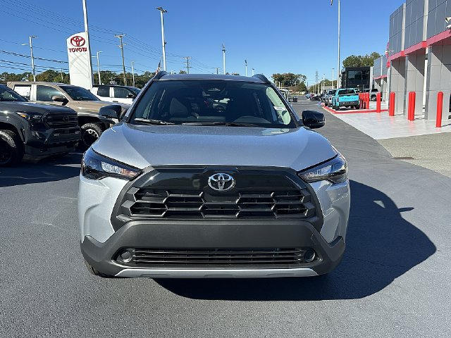 New 2026 Toyota Corolla Cross LE w/ Moonroof Package FWD image 2