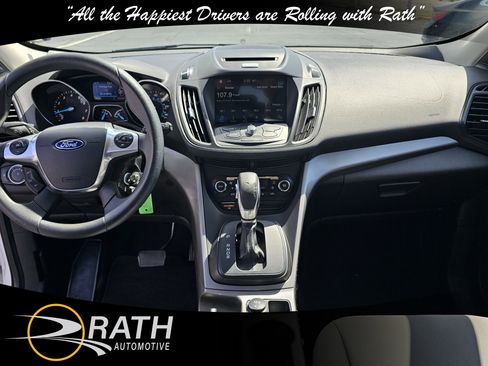 Used 2016 Ford Escape SE w/ Equipment Group 201A AWD/4WD image 10