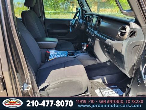 Used 2018 Jeep Wrangler Unlimited Sport S image 10