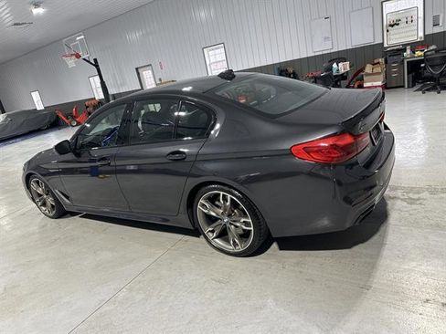 Used 2020 BMW M550i xDrive image 5