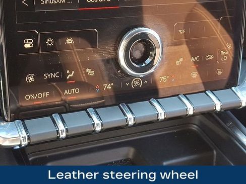 Used 2025 GMC Acadia Elevation image 20