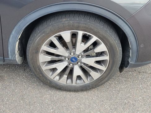 Used 2020 Ford Escape Titanium image 42