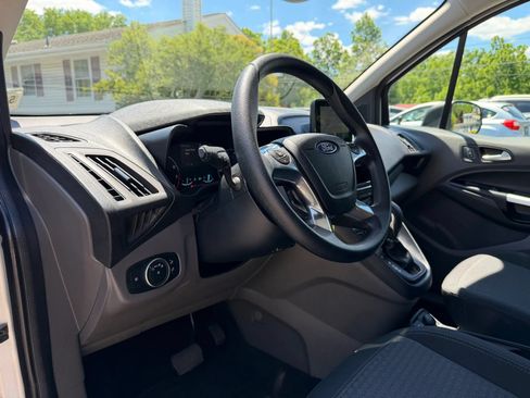 Used 2021 Ford Transit Connect XLT FWD image 22
