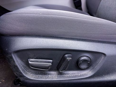 Used 2023 Toyota Camry LE image 18