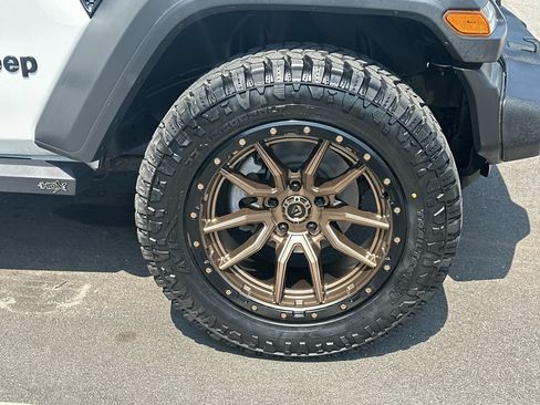Used 2022 Jeep Wrangler Unlimited Sport w/ Sun And Sound Package AWD/4WD image 12