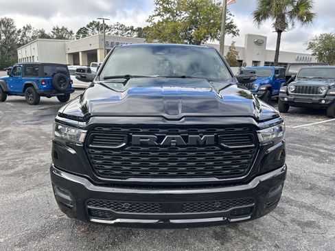 New 2026 RAM 1500 4x4 Crew Cab image 2