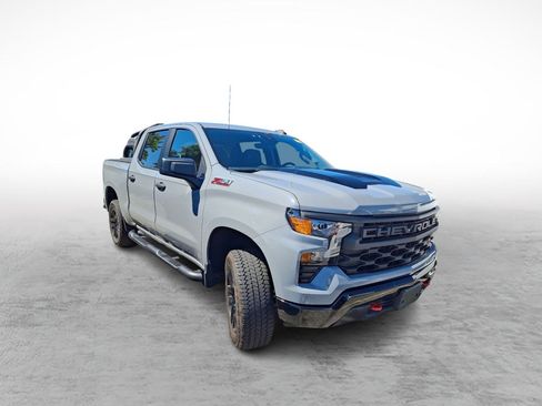 Used 2025 Chevrolet Silverado 1500 Custom Trail Boss AWD/4WD image 2