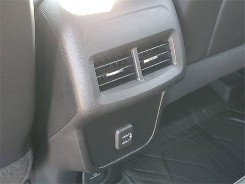 Used 2019 Chevrolet Equinox Premier w/ LPO, Floor Liner Package image 29
