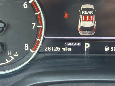 Used 2025 Nissan Rogue SV FWD image 36