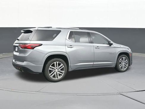 Used 2023 Chevrolet Traverse High Country w/ LPO, Floor Liner Package FWD image 16