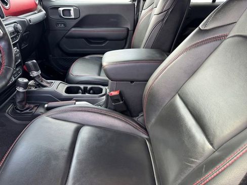 Certified 2020 Jeep Gladiator Rubicon w/ Dual Top Group image 13