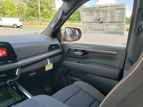 New 2026 Chevrolet Tahoe Premier RWD image 37