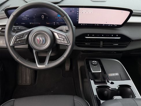 Certified 2025 Buick Enclave Preferred image 12