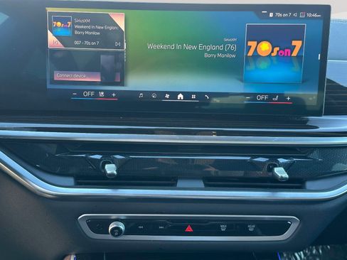 Used 2025 BMW X5 xDrive50e image 9