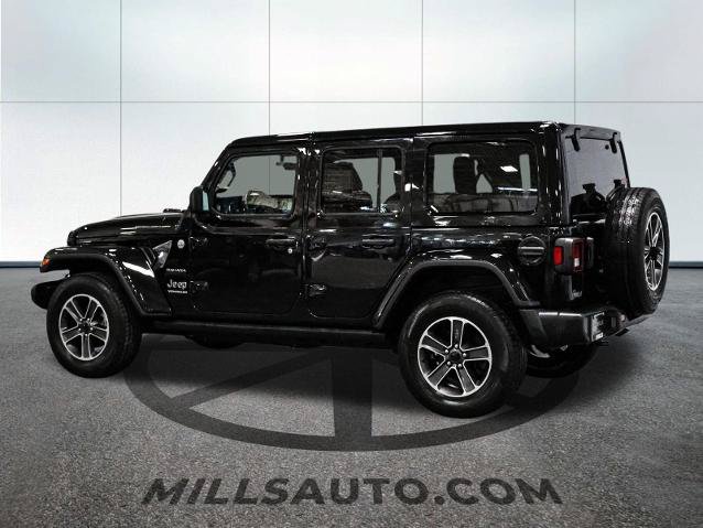 Used 2023 Jeep Wrangler Unlimited Sahara AWD/4WD image 4