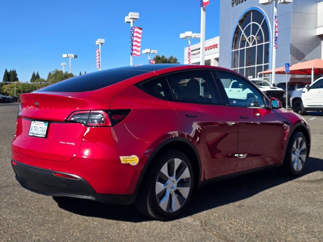 Used 2022 Tesla Model Y Long Range AWD/4WD image 4