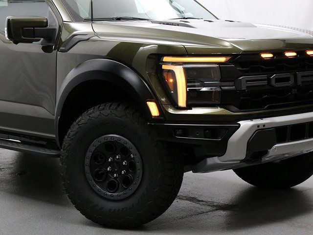 New 2025 Ford F150 Raptor AWD/4WD image 3