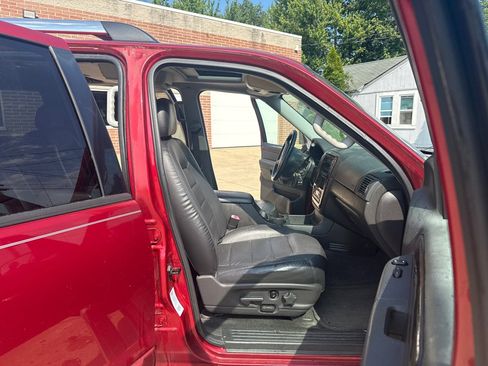 Used 2005 Ford Explorer Limited AWD/4WD image 11