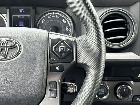 Used 2023 Toyota Tacoma TRD Sport w/ Black Out Package (TMS) AWD/4WD image 9