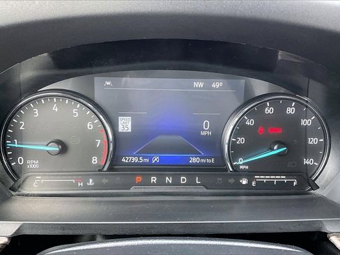 Used 2023 Ford Explorer Limited image 18