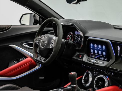 Used 2024 Chevrolet Camaro ZL1 RWD image 59