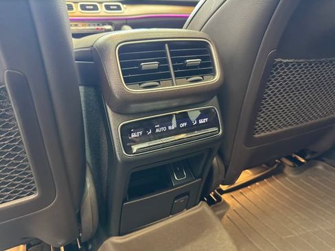 Used 2021 Mercedes-Benz GLE 350 4MATIC image 45