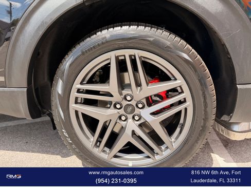 Used 2025 Ford Explorer ST-Line w/ Premium Package RWD image 8