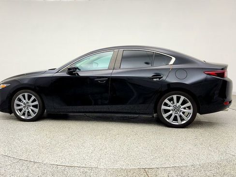 Used 2023 MAZDA MAZDA3 s FWD image 8